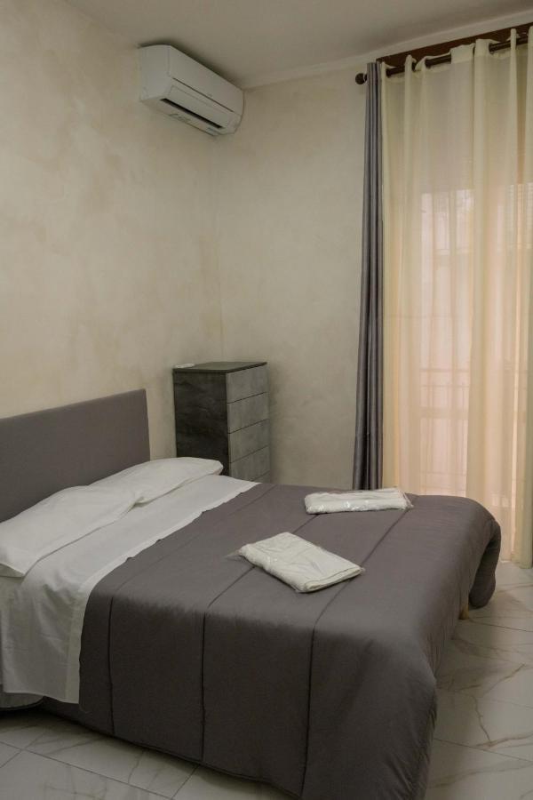 Casa Vacanza Russo Enzo Naples Luaran gambar